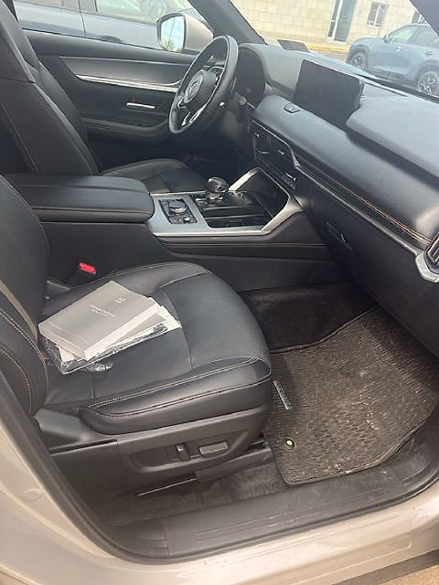 Certified 2024 MAZDA CX-90 Plug-In Hybrid w/ Premium Plus AWD/4WD image 10