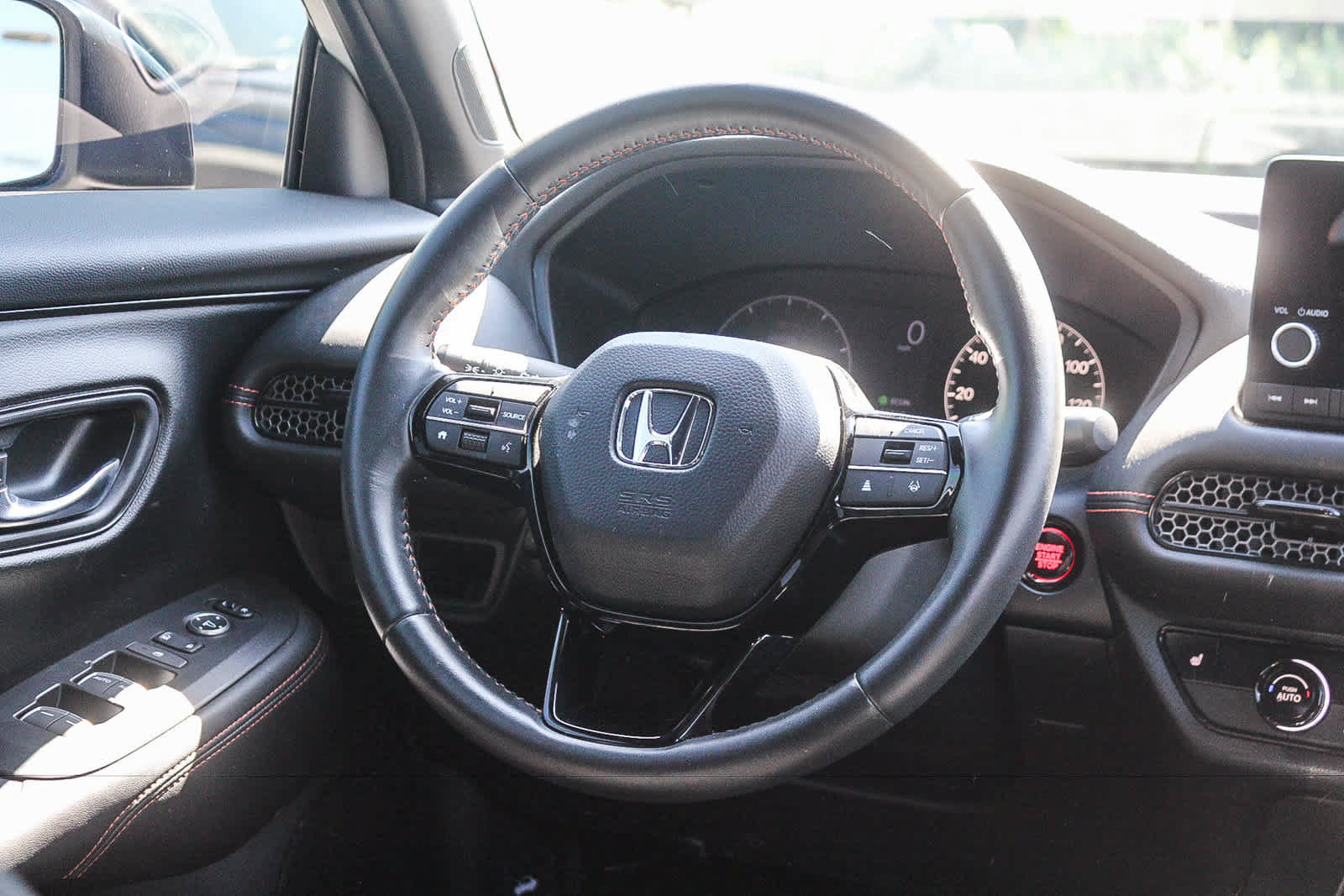Used 2024 Honda HR-V Sport image 19