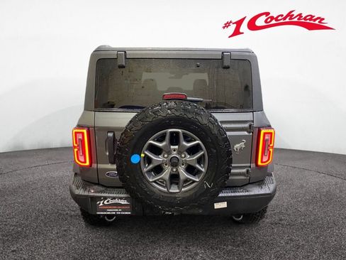 New 2025 Ford Bronco Badlands image 6