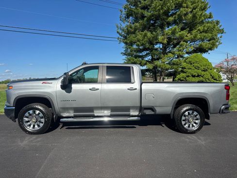 Used 2025 Chevrolet Silverado 3500 LT w/ All Star Edition AWD/4WD image 3