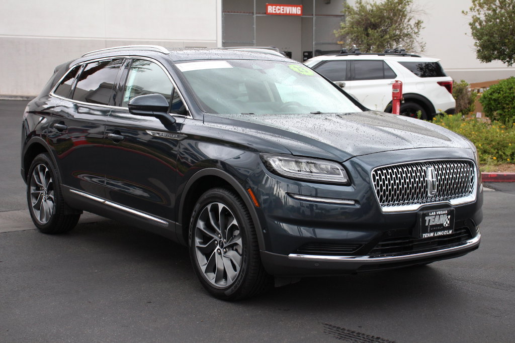Certified 2023 Lincoln Nautilus Reserve w/ Equipment Group 201A AWD/4WD image 8