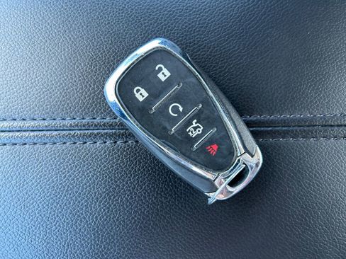 Used 2024 Chevrolet Malibu LT FWD image 33
