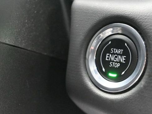Used 2023 Chevrolet Suburban Premier AWD/4WD image 25