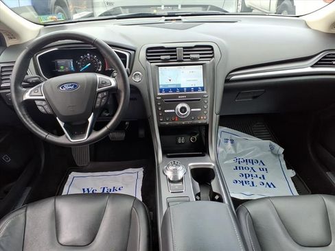 Used 2019 Ford Fusion Energi Titanium image 10