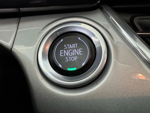 Used 2025 Chevrolet Trax LT w/ Driver Confidence Package image 17