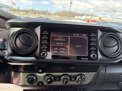 Used 2020 Toyota Tacoma SR image 22