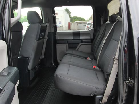 Used 2019 Ford F150 XL w/ Equipment Group 101A Mid AWD/4WD image 11
