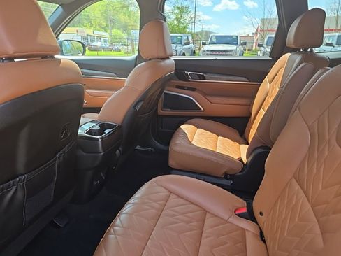 Used 2023 Kia Telluride EX X-Line AWD/4WD image 11