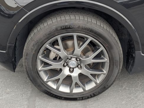 Used 2019 Buick Encore Sport Touring AWD/4WD image 13