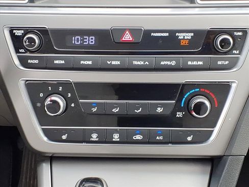 Used 2017 Hyundai Sonata Sport w/ Value Edition Package 02 image 17