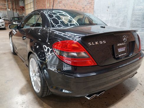 Used 2006 Mercedes-Benz SLK 55 AMG image 23