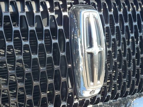 Used 2022 Lincoln Navigator Reserve image 7