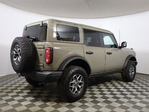 Certified 2025 Ford Bronco Badlands image 5