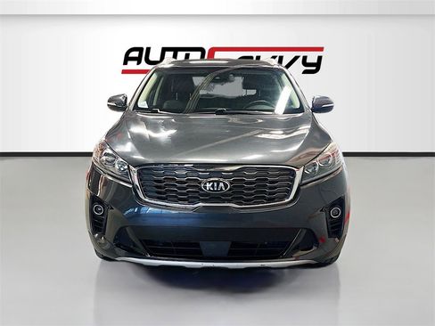 Used 2019 Kia Sorento EX image 2