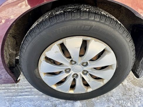 Used 2012 Honda Accord LX image 10