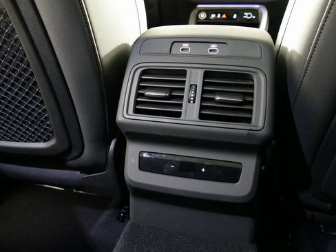 Certified 2025 Audi Q5 2.0T Premium Plus w/ Premium Plus image 29