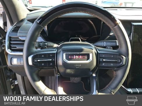 Used 2025 GMC Acadia AT4 w/ Super Cruise Package image 14