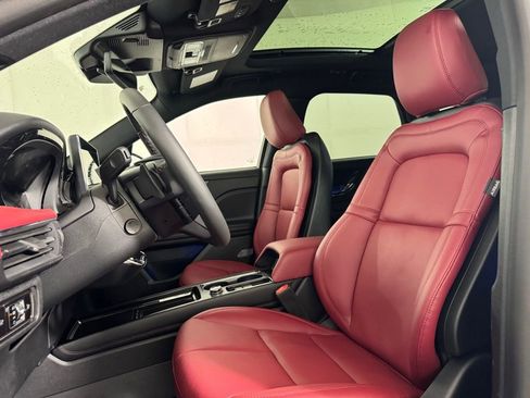 New 2026 Lincoln Corsair Reserve image 23