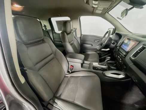 Used 2024 Nissan Frontier SV w/ SV Convenience Package RWD image 27