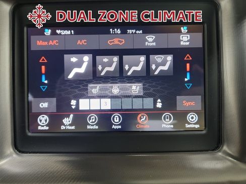 Used 2020 Dodge Charger SXT w/ Leather Interior Group RWD image 24