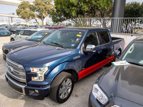 Used 2016 Ford F150 Platinum w/ Equipment Group 701A Luxury image 3