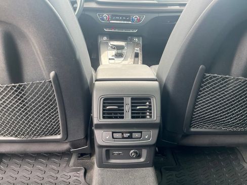 Used 2020 Audi Q5 2.0T Premium Plus w/ Premium Plus Package AWD/4WD image 34
