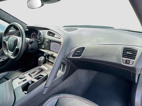 Used 2019 Chevrolet Corvette Z06 RWD image 32
