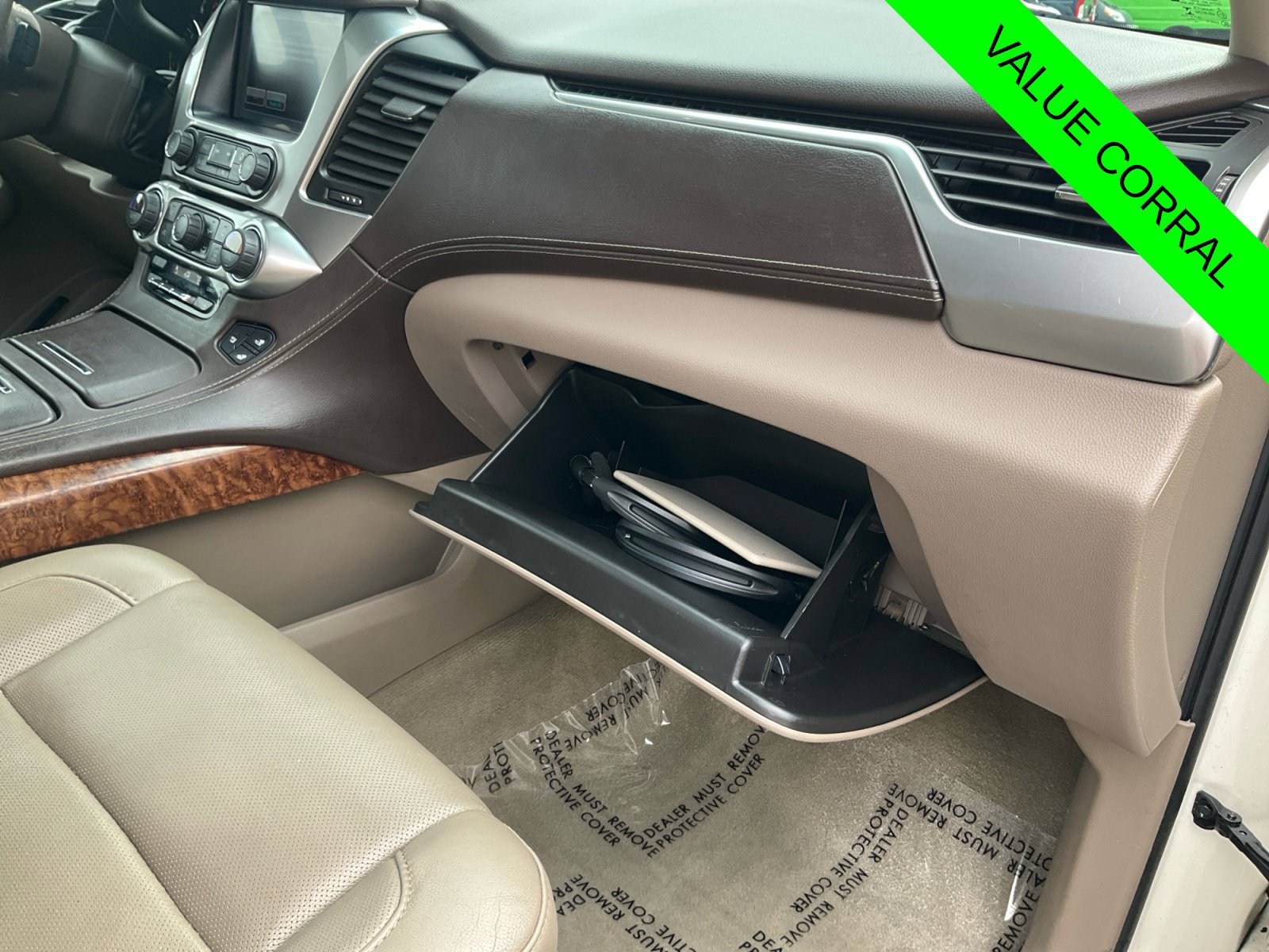 Used 2015 Chevrolet Suburban LTZ AWD/4WD image 17