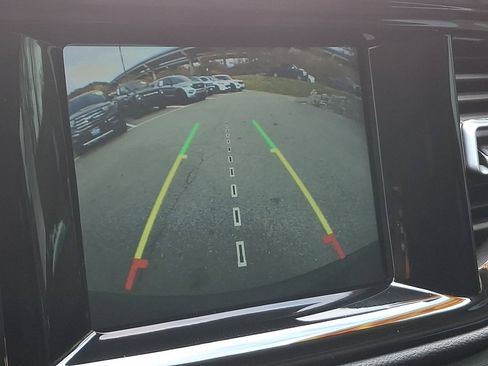 Used 2022 Dodge Durango SXT image 24