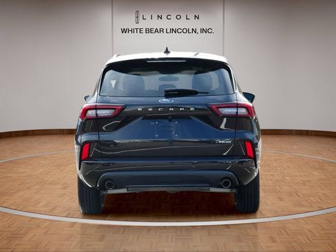 Used 2024 Ford Escape ST-Line w/ Tech Pack #1 AWD/4WD image 6