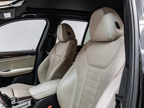Used 2019 BMW X3 xDrive30i w/ Driving Assistance Package image 8