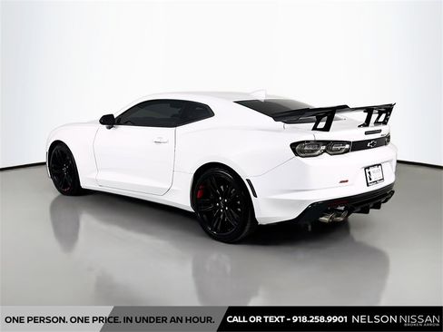 Used 2022 Chevrolet Camaro SS w/ Redline Edition image 7