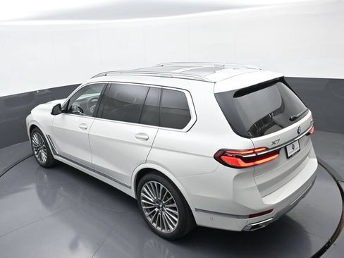 Used 2025 BMW X7 xDrive40i w/ Executive Package AWD/4WD image 34