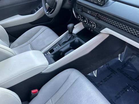 Certified 2023 Honda Accord LX image 31