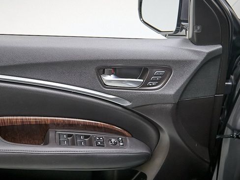 Used 2018 Acura MDX SH-AWD w/ Technology Package image 11