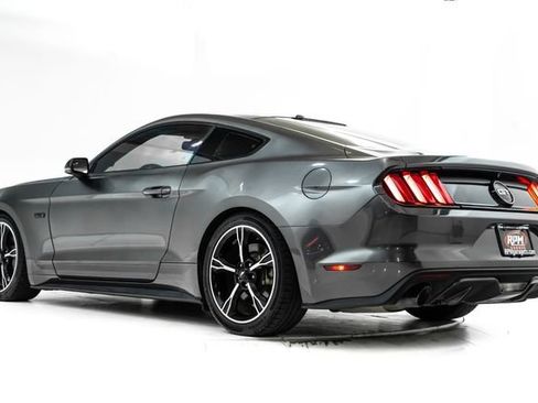 Used 2016 Ford Mustang GT Premium RWD image 10