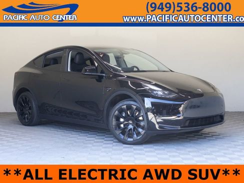 Used 2023 Tesla Model Y Long Range image 1