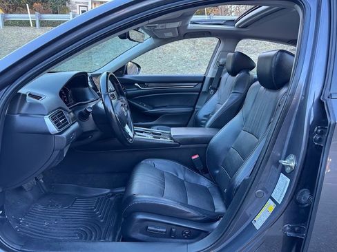 Used 2018 Honda Accord EX-L image 8