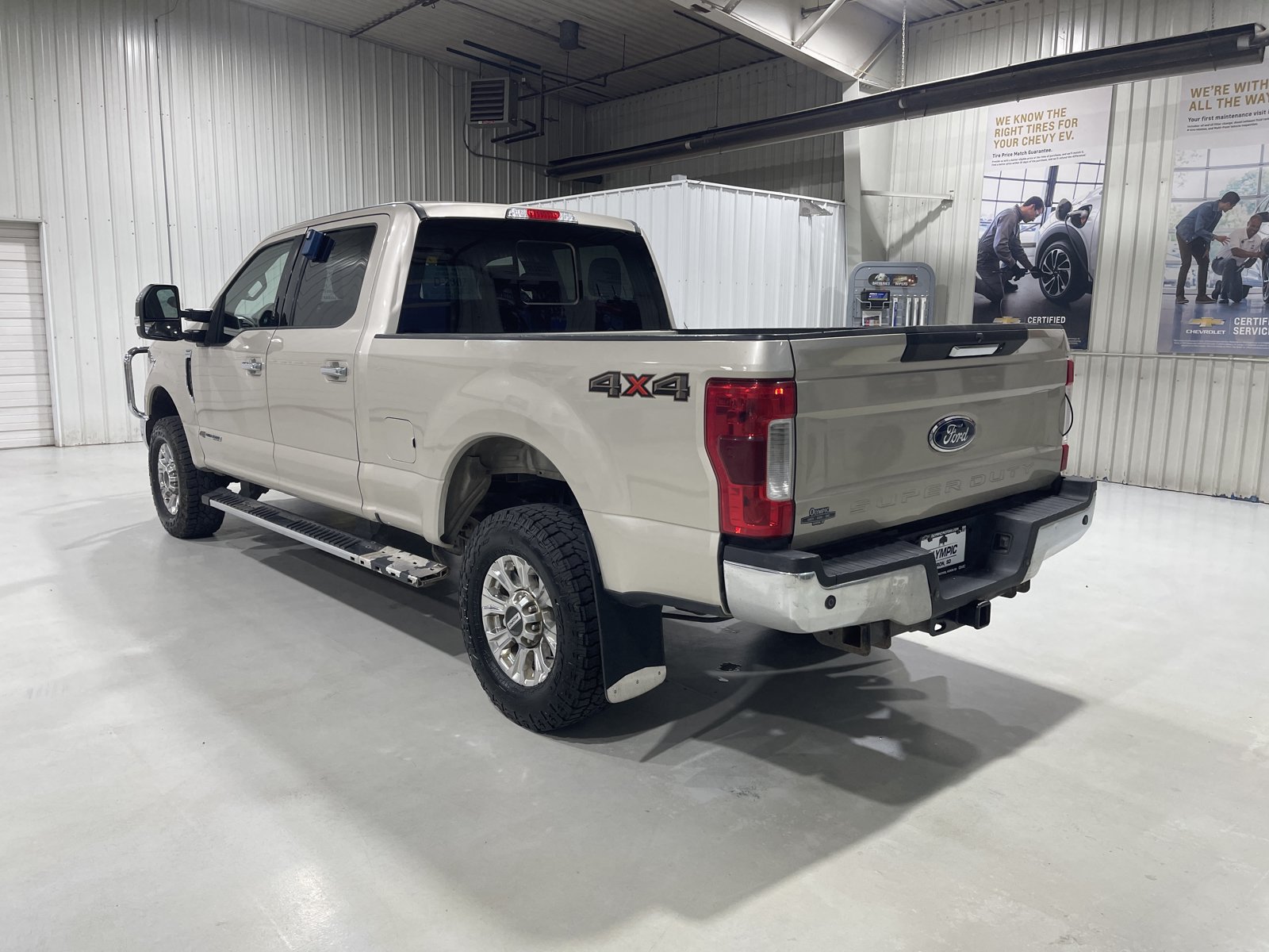 Used 2017 Ford F250 Lariat w/ Chrome Package AWD/4WD image 6