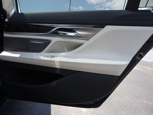 Used 2016 BMW 740i RWD image 14
