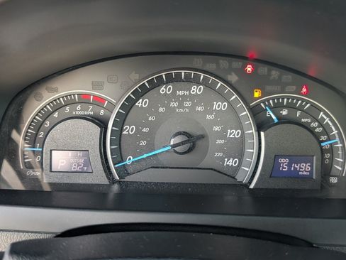 Used 2012 Toyota Camry LE FWD image 19