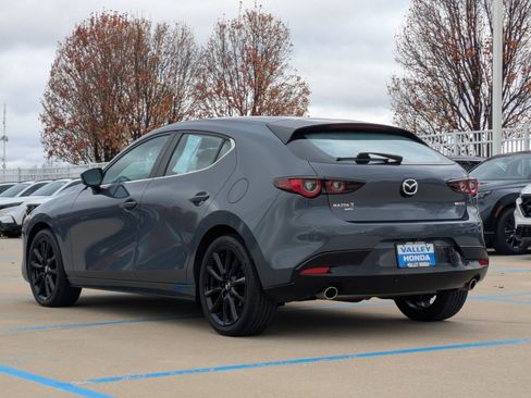Used 2023 MAZDA MAZDA3 s image 8