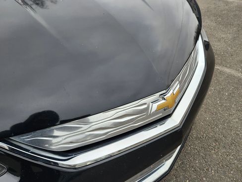 Used 2017 Chevrolet Volt LT w/ Comfort Package image 5