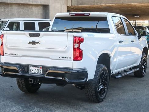 Used 2025 Chevrolet Silverado 1500 Custom Trail Boss w/ Dark Appearance Package image 6