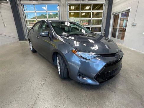 Used 2019 Toyota Corolla LE FWD image 7