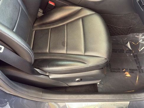 Used 2015 Mercedes-Benz C 300 Sedan image 32