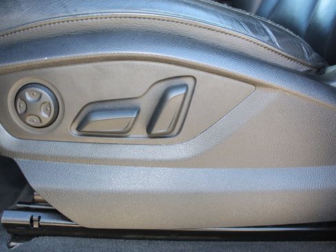 Used 2017 Audi Q7 3.0T Premium Plus image 12