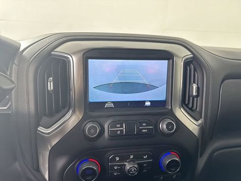Used 2022 Chevrolet Silverado 1500 LT w/ Safety Package AWD/4WD image 7