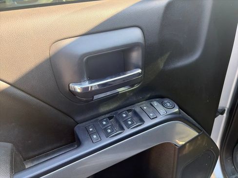 Used 2016 Chevrolet Silverado 2500 LT w/ LT Convenience Package AWD/4WD image 18