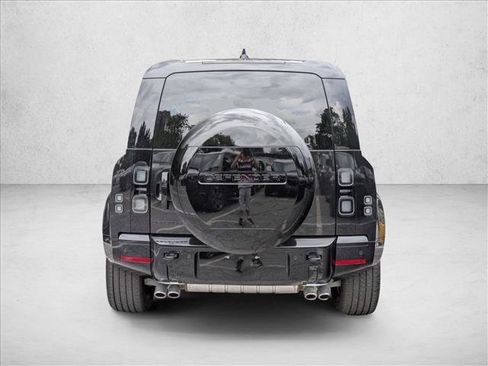 New 2026 Land Rover Defender 110 X-Dynamic SE AWD/4WD image 8